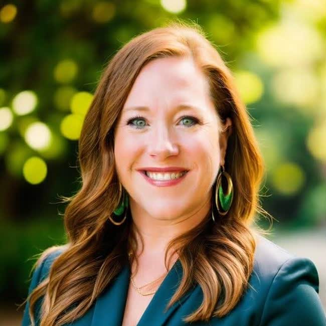 Leanne Ozaine, Certified Divorce Financial Analyst